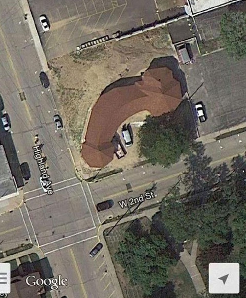 102_2928-blog-penis-church