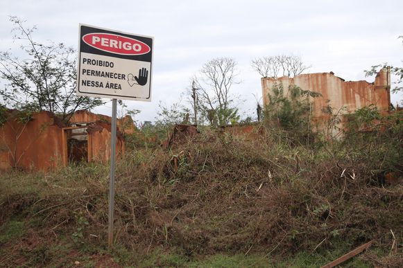 Mariana (MG) - Ruínas em Bento Rodrigues, distrito de Mariana, dois anos após a tragédia do rompimento da Barragem de Fundão, da mineradora Samarco (José Cruz/Agência Brasil)