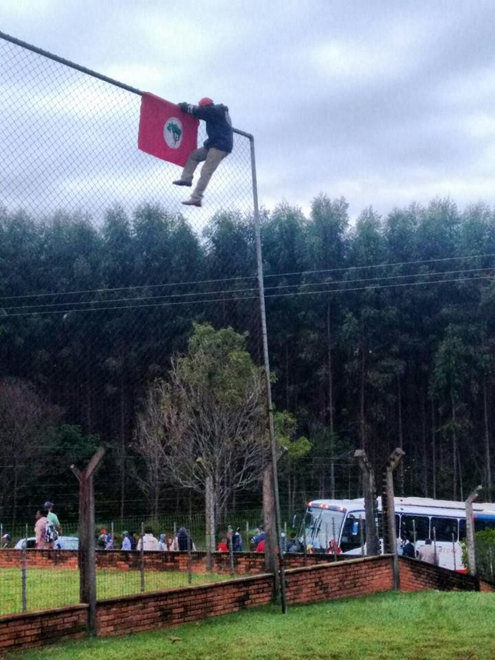 26841808731_b88c02c4a7_b