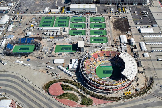 8582cc_a7422d1b36764c5ca976b7f833f6bf02~mv2