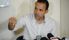 903257-delegado_protesto_bomba_cinegrafista tv bandeirantes_ (2 de 6)