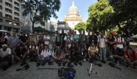 903424-homenagem a santiago andrade1-4