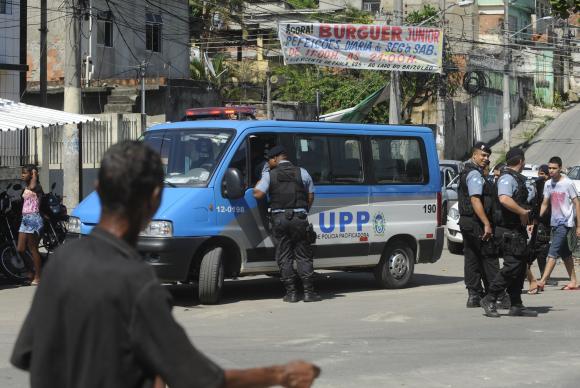 907355-upp_policia_cruzeiro_4