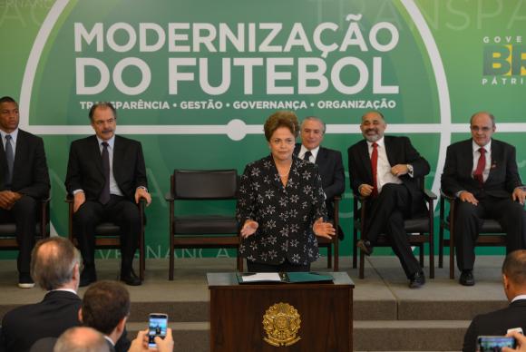 952559-dilma_modernização-6