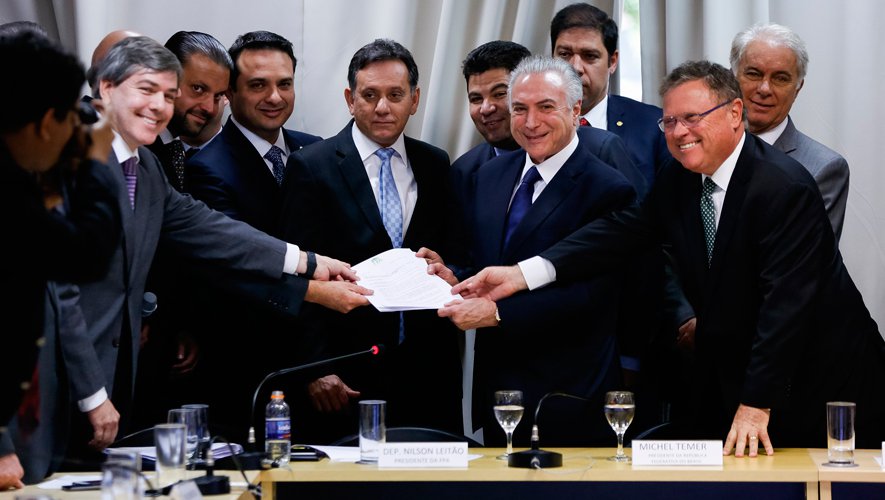 Bancada-ruralista-quer-CPMI-do-Endividamento-Agrícola-e-mais-perdão-de-dívidas