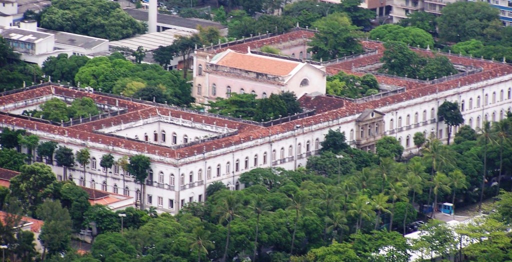 Palácio_Universitário_do_campus_da_Praia_Vermelha_da_UFRJ