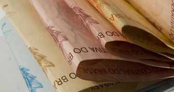 aum_cred_set92-850x566