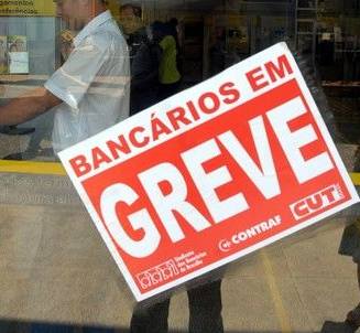 bancarios-em-greve