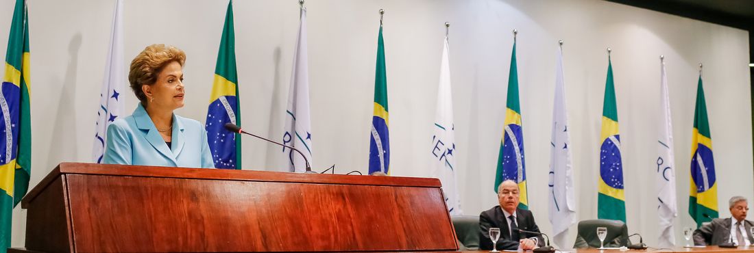 dilma-riobranco-20150812-5