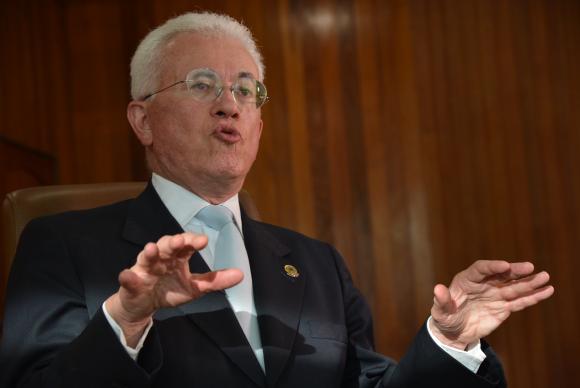 entrevista_mangabeira_unger_2589