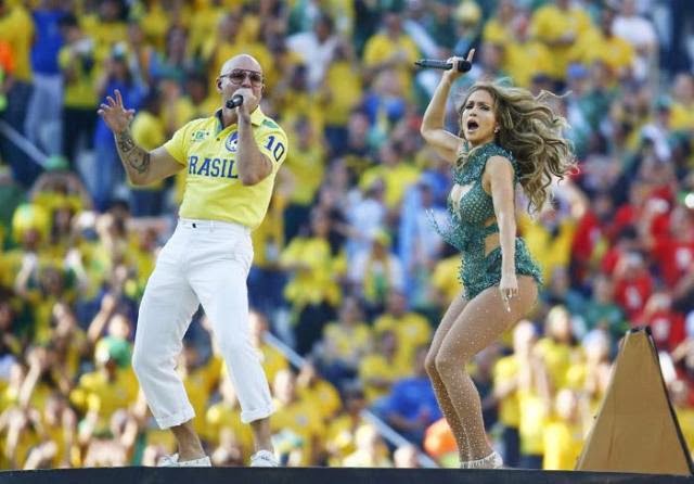 g_jennifer-lopez-e-claudia-leitte-e-pitbull_1420936