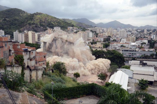 implosao-seguiu-cronograma-planejado-e-ocorreu-as-7h-quando-150-quilos-d