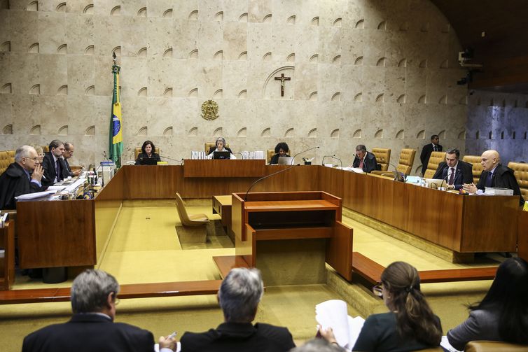 O Supremo Tribunal Federal (STF) realiza sessão extraordinária,  para a retomada do julgamento da ação direta de inconstitucionalidade (ADI 5794) que questiona o fim da contribuição sindical obrigatória