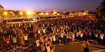 mercedes_benz_paralisacao