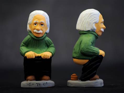 pb-101122-caganer-einstein-whalen.grid-6x3