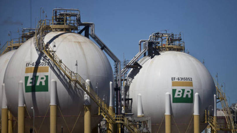 size_810_16_9_ax189_6a8a_9