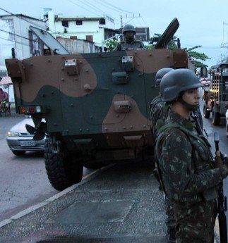 xcidade-de-deus.jpg.pagespeed.ic.mEWB7Mxv69